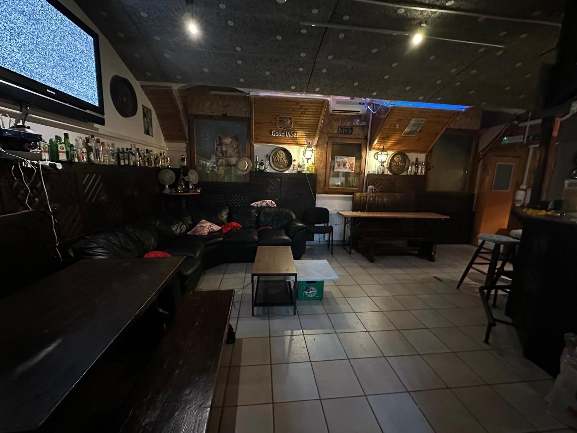Whole Basemenet Former Pub4 Stag Do/Hen Party Budapešť Exteriér fotografie